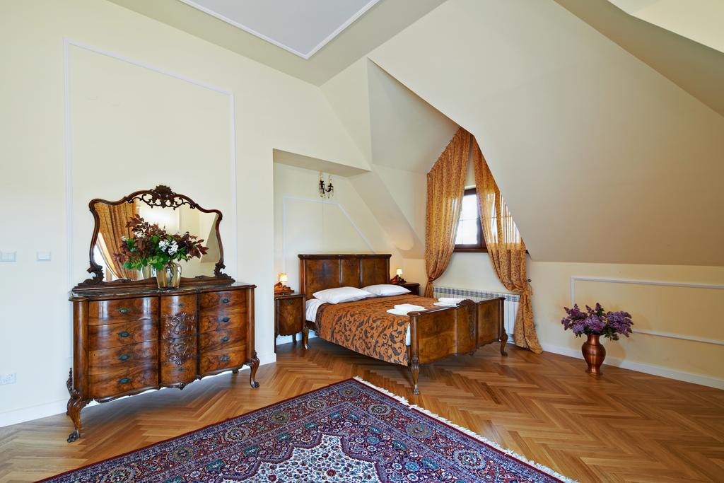 Bed and Breakfast Dwor Osmolice Bialki Dolne Esterno foto