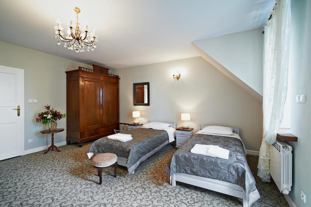 Bed and Breakfast Dwor Osmolice Bialki Dolne Esterno foto