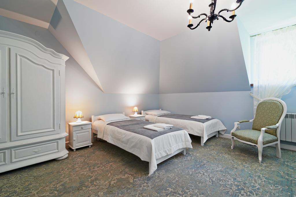 Bed and Breakfast Dwor Osmolice Bialki Dolne Esterno foto