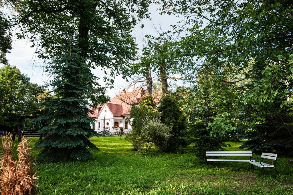 Bed and Breakfast Dwor Osmolice Bialki Dolne Esterno foto