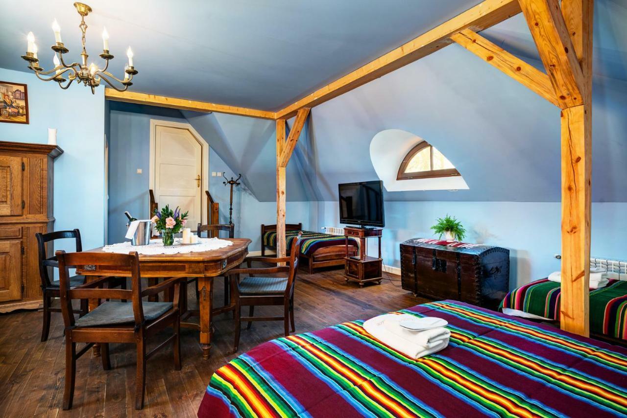 Bed and Breakfast Dwor Osmolice Bialki Dolne Esterno foto